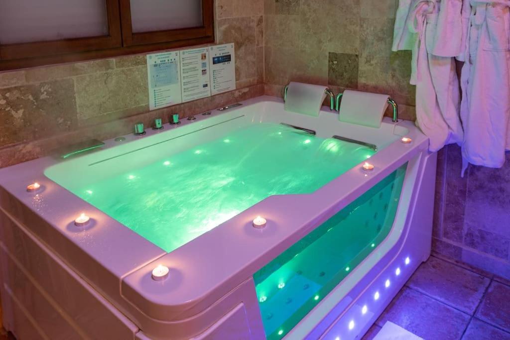 Bed & Spa - La Parenthese Topdestination-Dijon - Centre Ville - Classe 3 Etoiles Exterior foto